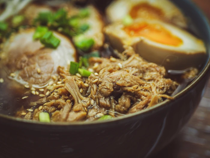 Klasyczny tokijski shoyu ramen